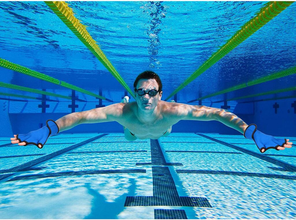 webbed swimming gloves