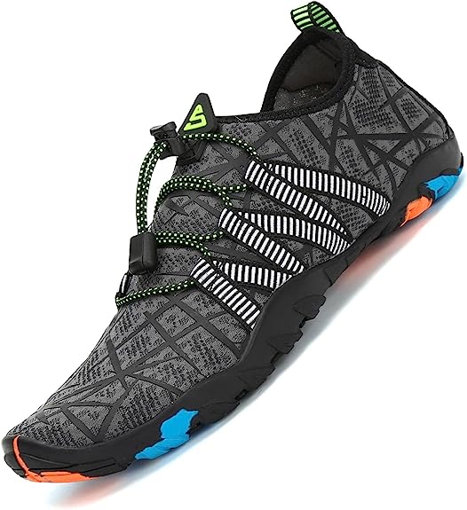 the best shoes to protect against jellyfish sting