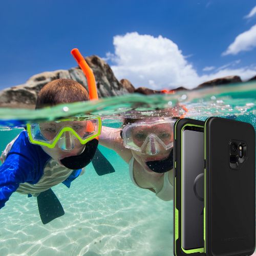 Pros And Cons Of Using Waterproof Phone Cases In Saltwater