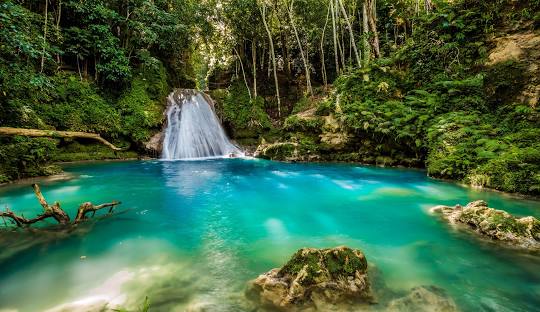 What is the Cheapest Caribbean Island to Visit Jamaica