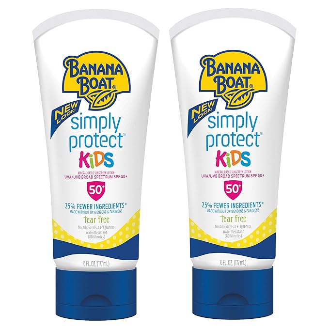 What to Pack in a Beach Bag Baby sunscreen