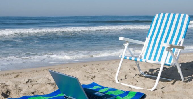 the best cool beach towels for men and women