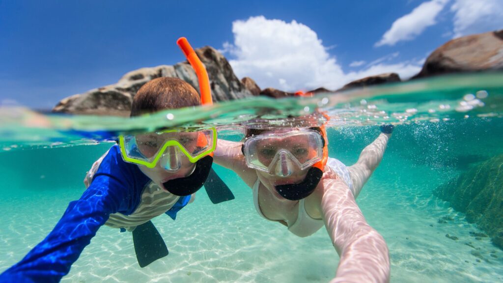 Can You Snorkel With A Life Vest