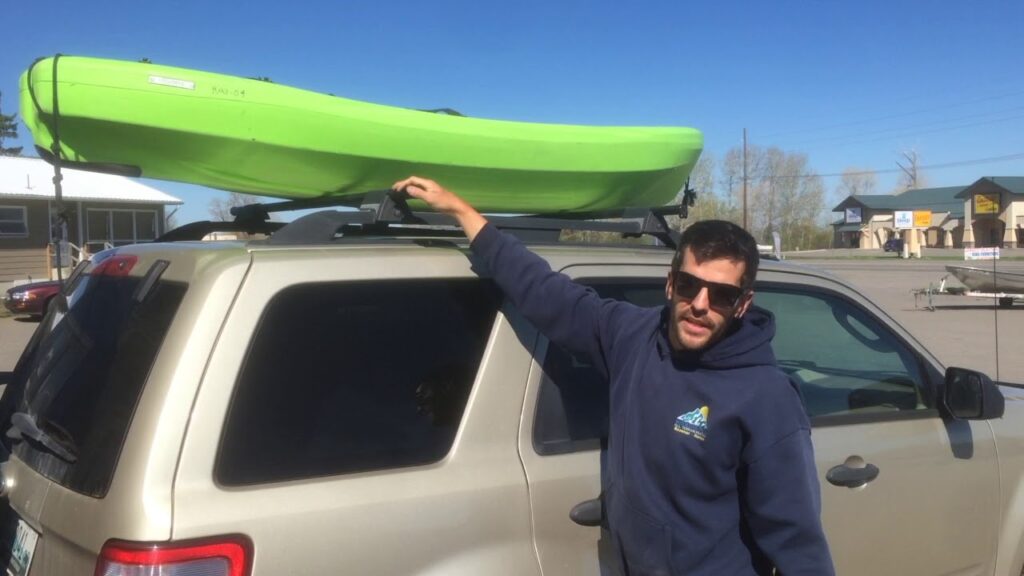 how to strap kayak to roof rack 